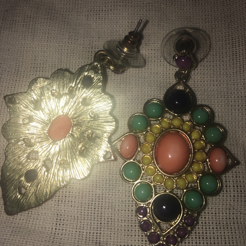 Earrings - Picture 3 of 3